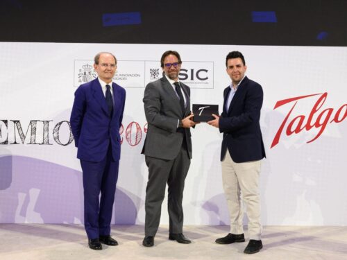 El alumni Alejandro Alonso recibe el Premio Talgo 2025 a la Innovación Tecnológica